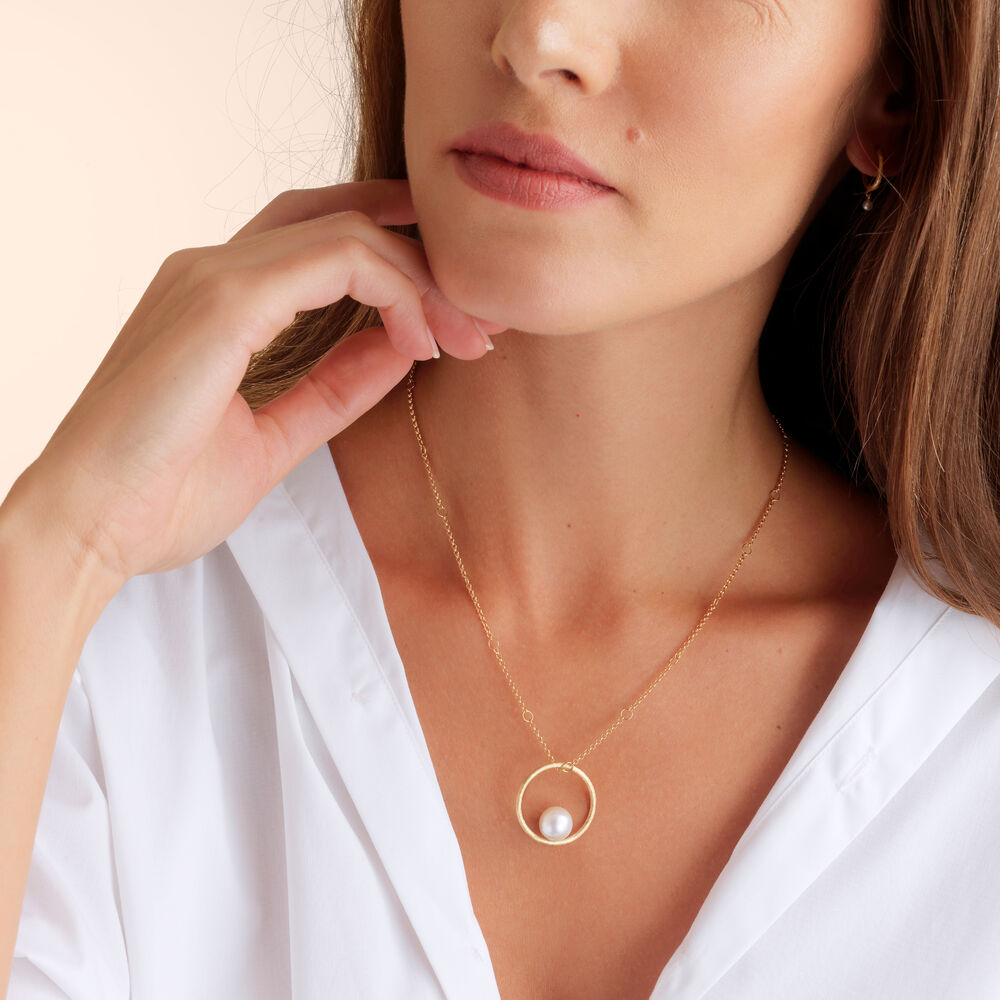 18ct Gold Pearl Hoopla | Annoushka jewelley
